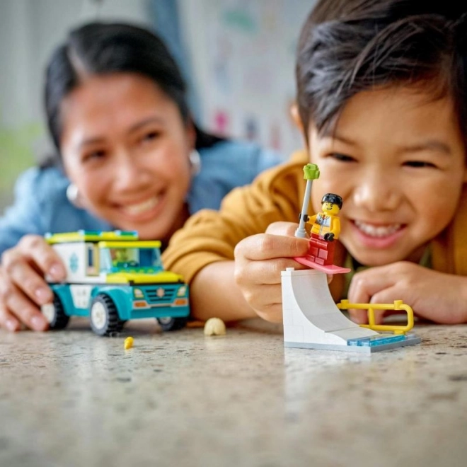 LEGO® City 60403 Ambulance et snowboarder