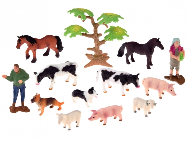 Mega grande ferme avec tracteurs et animaux