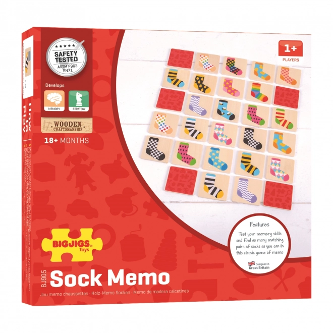 Pexeso en bois avec chaussettes pour enfants