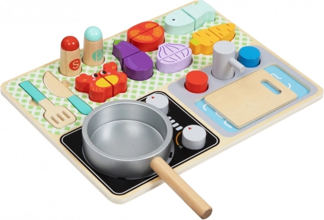 Cuisine en bois avec accessoires pour le petit cuisinier