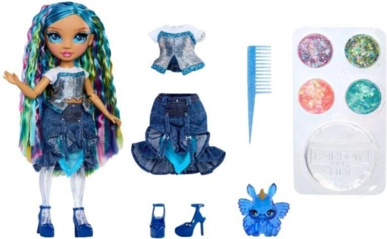 Set stylé avec accessoires et petit animal