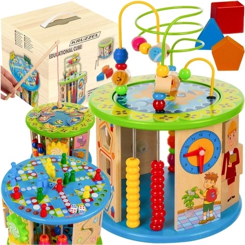 Cube en bois avec jeux pour enfants