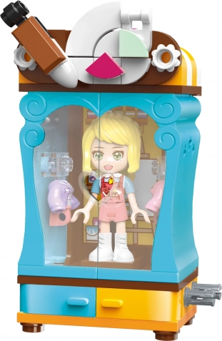Armoire magique pleine d’accessoires