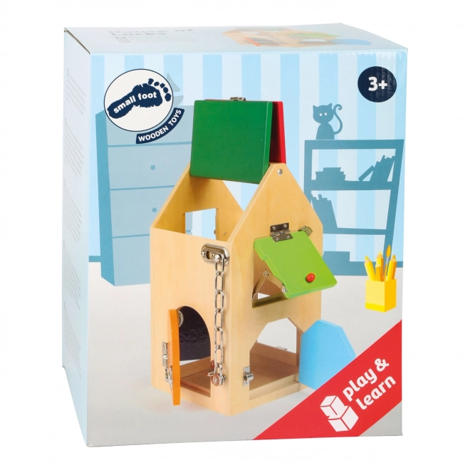 Petite maison motorisée avec verrous