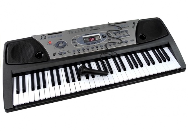 Claviers électroniques avec microphone