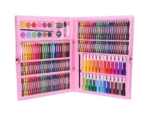 Grand ensemble de peinture dans une valise rose