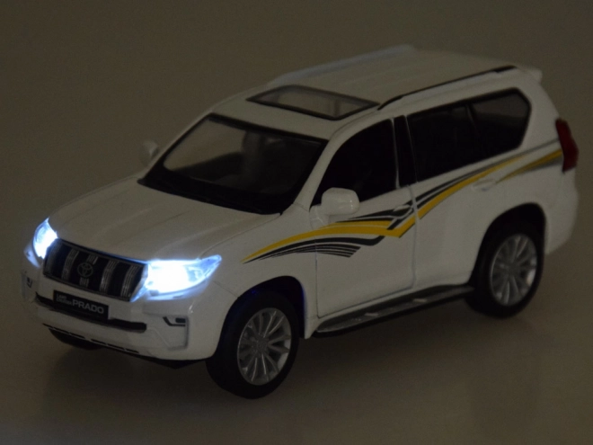 Modèle métallique Toyota Land Cruiser Prado avec effets