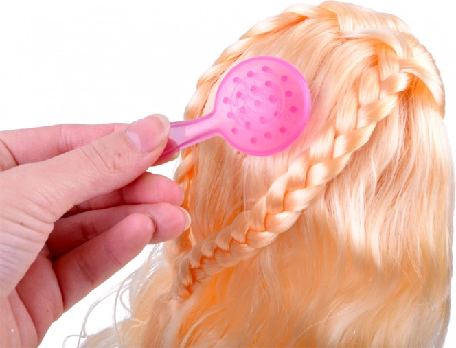 Longs cheveux blonds à coiffer
