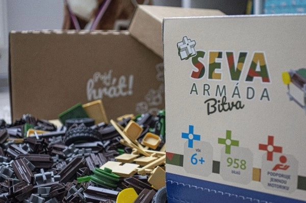 Jeu de Construction SEVA ARMÉE Bataille plastique 958 pièces en boîte 27x38x18cm
