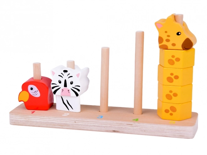 Pyramide en bois colorée avec blocs d'animaux