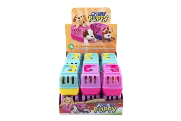 Animal en peluche chien dans une boîte de transport en plastique 15cm mix couleurs 12 pcs dans la boîte