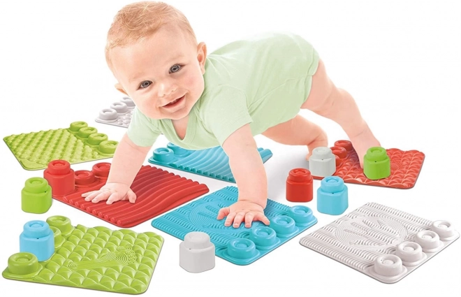 CLEMENTONI SOFT CLEMMY Tapis sensoriels avec cubes