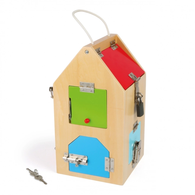 Petite maison motorisée avec verrous