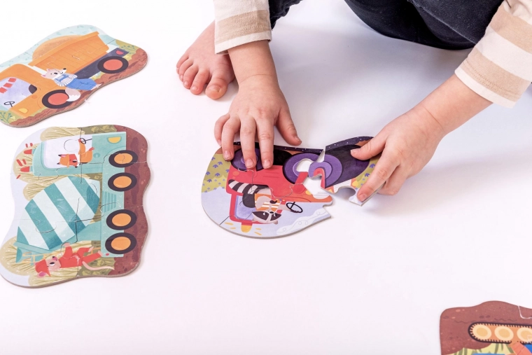 Apprendre en s’amusant : motricité et logique