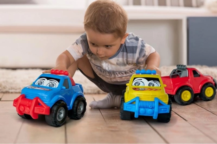 Grandes voitures sûres pour petites mains