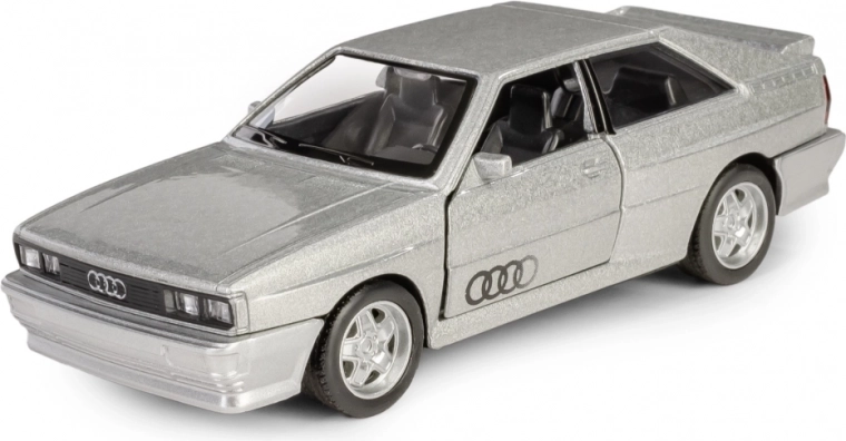 Conduite ludique grâce au moteur pull-back