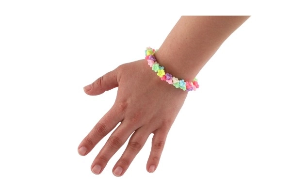 Perles en plastique petites fleurs avec ficelle 2 types dans un sachet 6,5x11x1cm