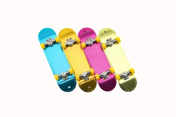 Skateboard digital à vis avec accessoires - 9 cm