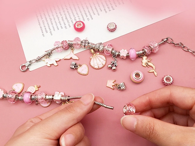 Kit créatif de perles pour la fabrication de bracelets avec pendentifs