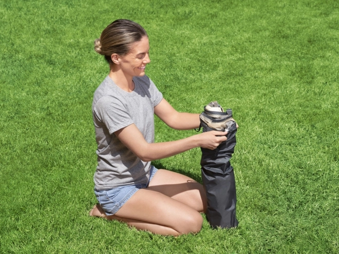 Abri pour SPA contre le vent et le soleil