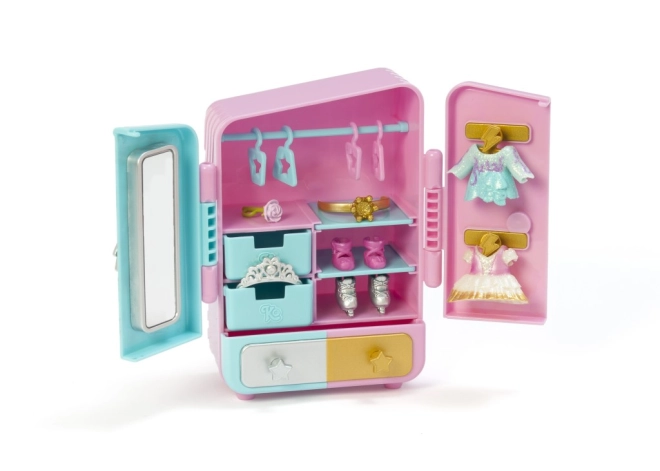 Armoire pratique et colorée