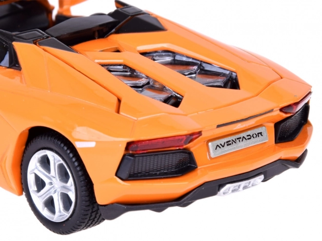 Modèle de voiture en métal Lamborghini Aventador Roadster 1:32 interactif