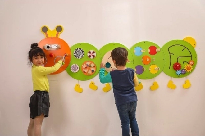 Panneau mural Montessori en bois - chenille