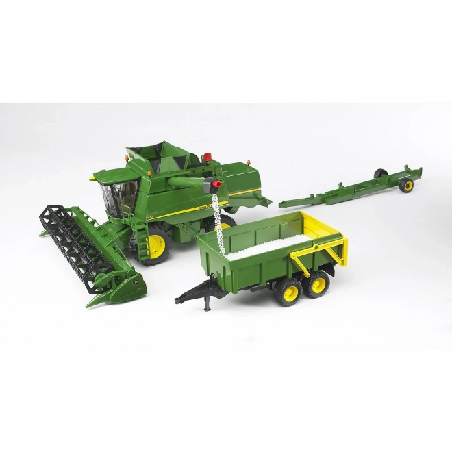 Bruder Moissonneuse-batteuse JOHN DEERE T670i