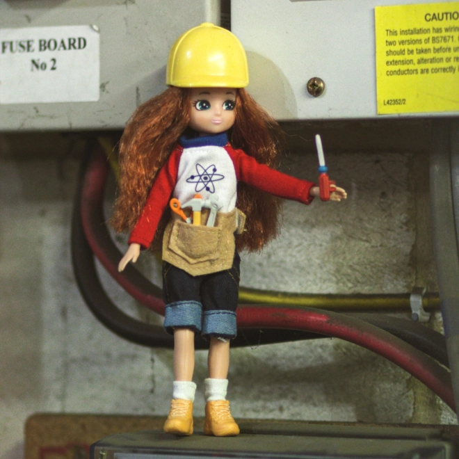 Lottie Poupée Jeune Inventrice