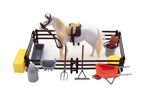 Cheval réaliste avec crinière à coiffer