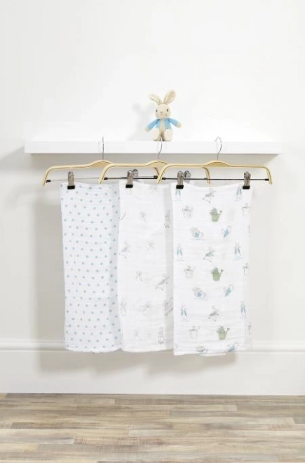 Ensemble cadeau avec couches et lapin Pierre