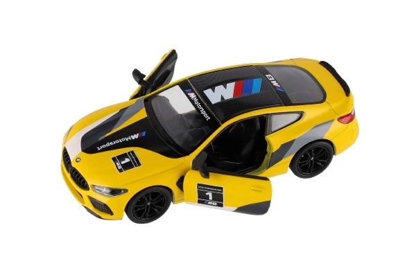 Voiture Kinsmart BMW M8 Competition Coupé 1:38 métal/plastique 12,5cm 4 couleurs à rétrofriction 12pcs en boîte