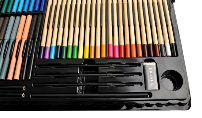 Ensemble géant de peinture et de dessin en mallette