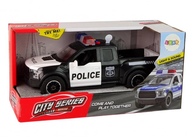 Véhicule tout-terrain de police avec portes ouvrantes, lumière et son noirs