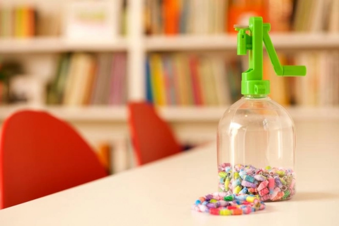 Appareil de recyclage pour fabriquer des perles en papier