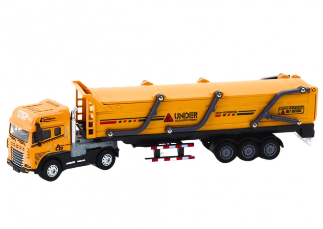 Modèle de Camion de Construction 1:24 avec Lumières et Sons - Jaune