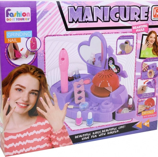 Studio de manucure pour enfants