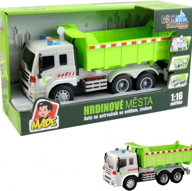 Camion à inertie avec lumière et son
