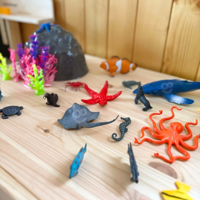 Ensemble de figurines d'animaux marins