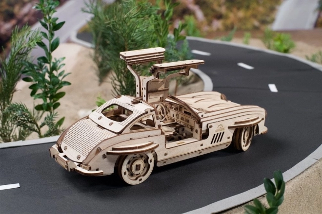 Puzzle mécanique en bois 3D Ugears Coupé Sport à Ailes