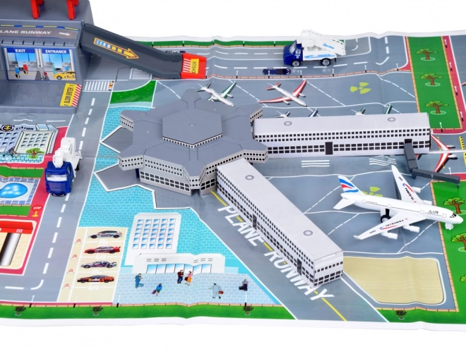 Grand ensemble Aéroport avec parking, avions et voitures