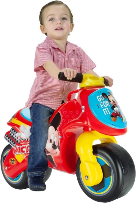 Trotteur pour enfants Mickey Mouse de INJUSA