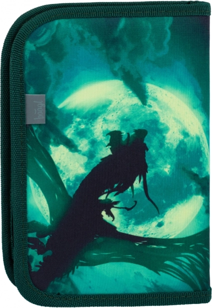 Dragon remarquable dans la lueur de la lune