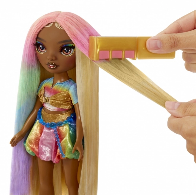 Poupée Rainbow High Meline avec craies pour cheveux