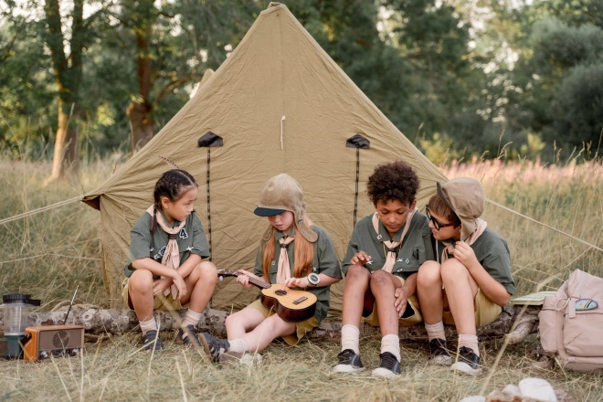Ukulélé en bois pour enfants avec 4 cordes en nylon, marron ECOTOYS