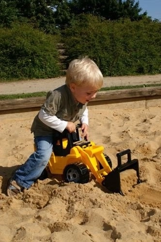 Chargeur pour enfant Lena Giga Trucks