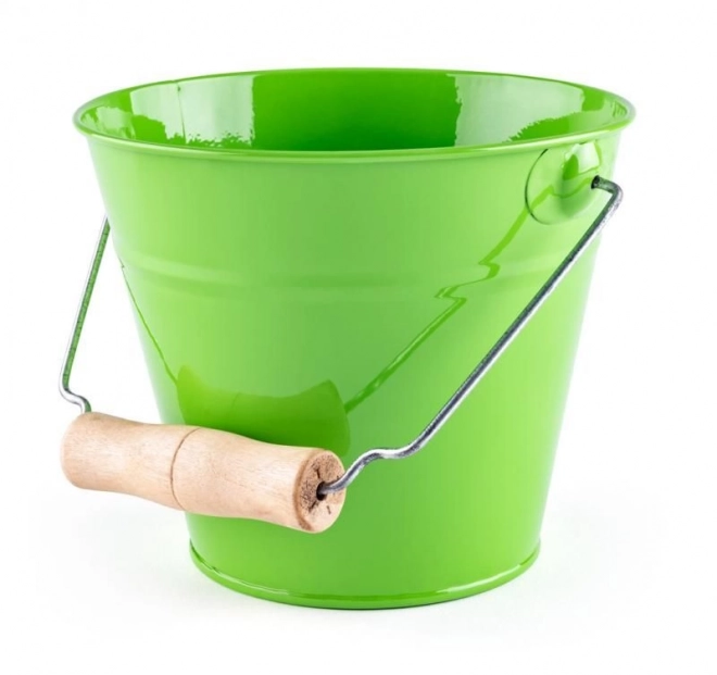 Seau vert de jardin
