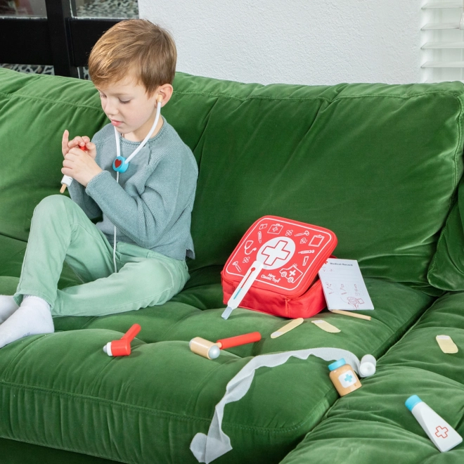 Kit de médecin pour enfants dans une mallette