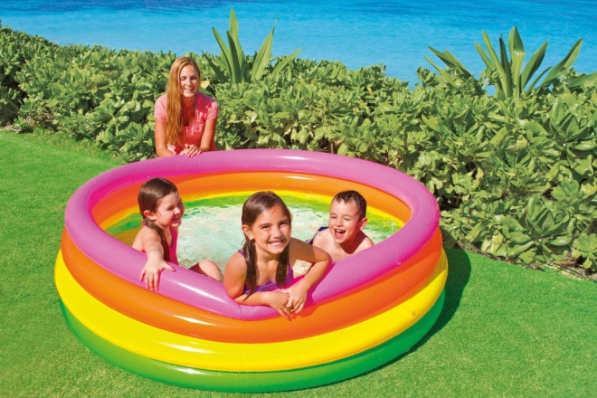 Piscine gonflable colorée - 168 cm
