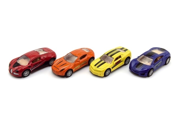 Petite voiture de sport à remontoir